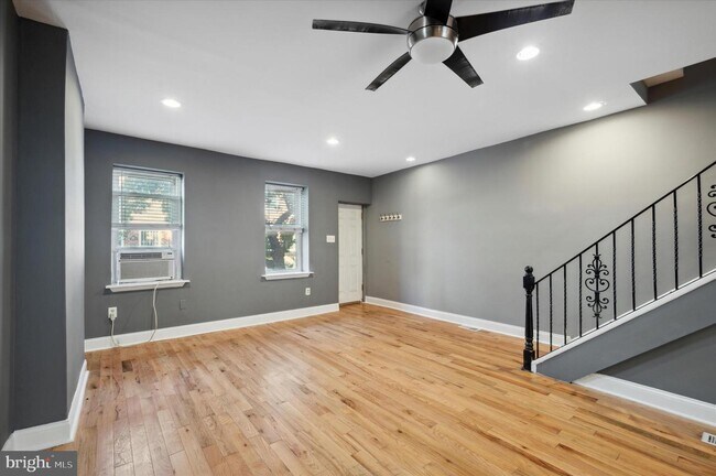 Building Photo - 2026 Ellsworth St