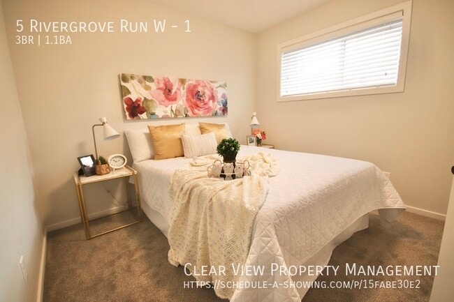 Building Photo - Beautiful 3 bedroom, 1.5 bathrooms condo i...
