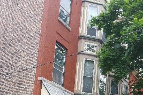 Exterior View - 2155 W Polk St