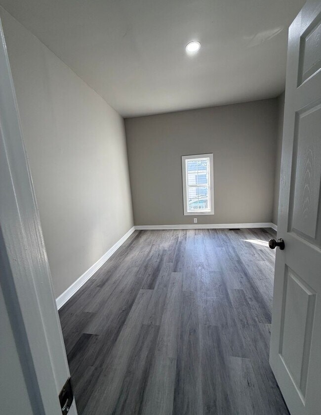 Building Photo - Charming 3-Bedroom Home in Winston-Salem