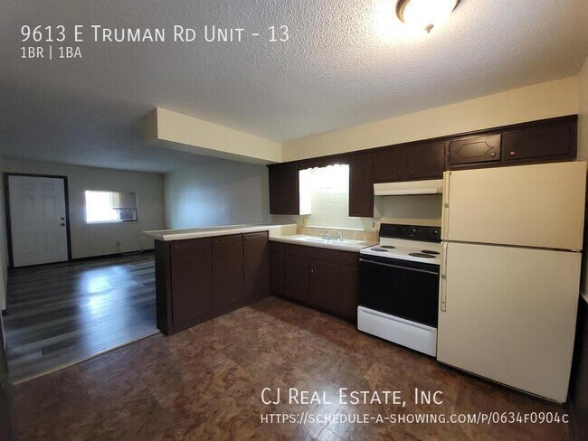 Foto del edificio - 9613 E Truman Rd