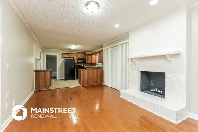 Foto del edificio - 196 Tupper Dr