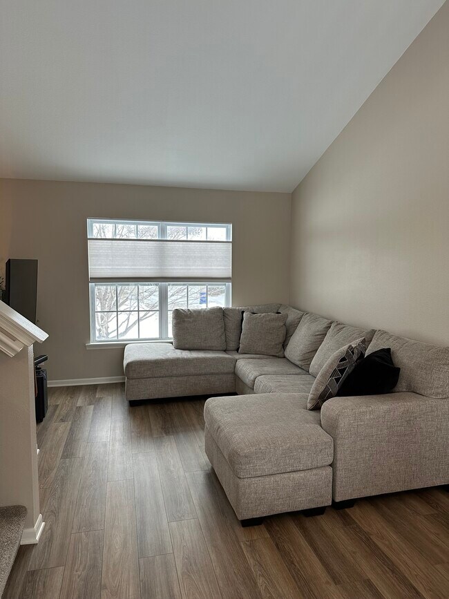 Foto del edificio - 10856 Hanover St