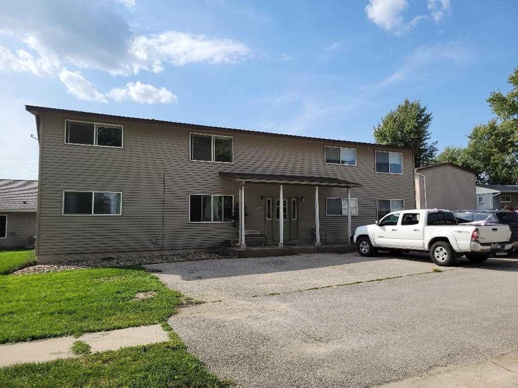 Primary Photo - 301 College St