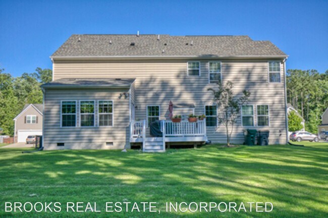 Building Photo - 4 br, 2.5 bath House - 2703 Brownstone Circle