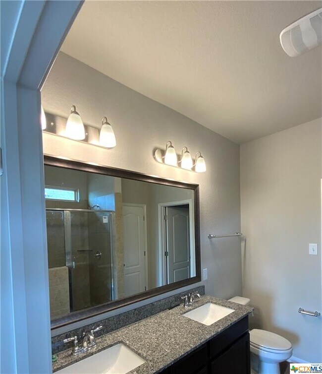 Building Photo - 960 Aurora Grv Bnd