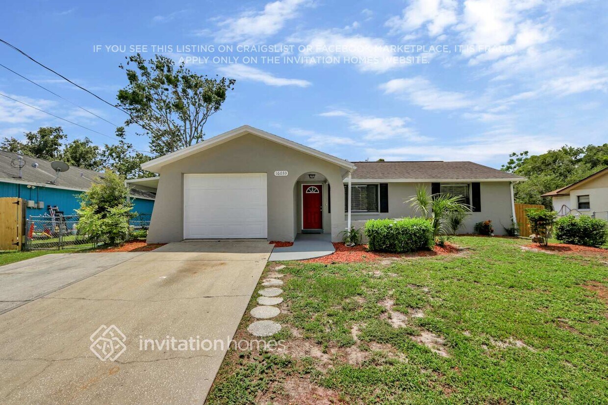Foto principal - 16033 Villa Dr