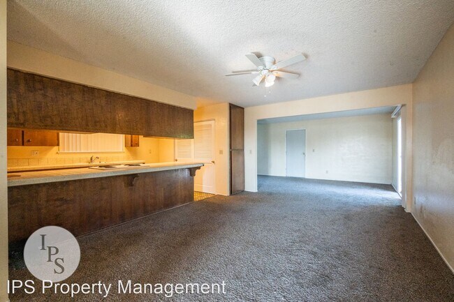 Building Photo - 3 br, 2 bath House - 15404 W. Kearney Blvd.