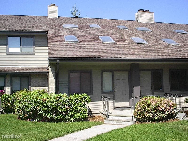 Foto principal - 2289 Bedford St
