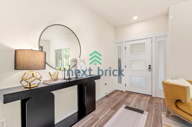 Building Photo - Spacious 3-Bed Home with 2.5 Baths in Prime Bothell Location – 2500 Sq Ft of Comfort!