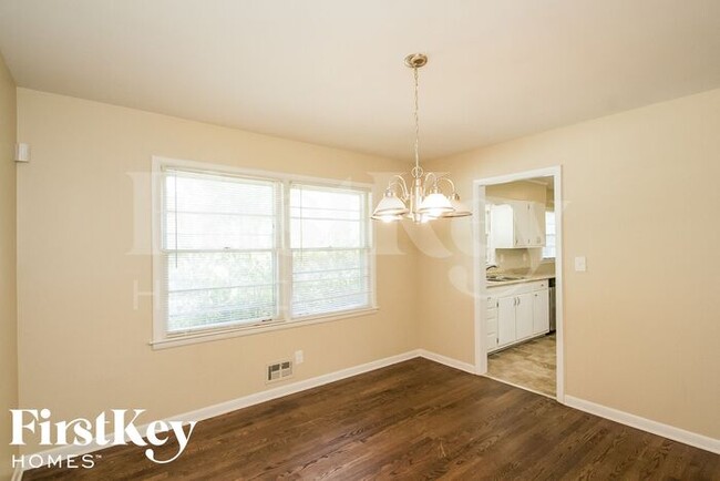 Foto del edificio - 2140 Twin Falls Road