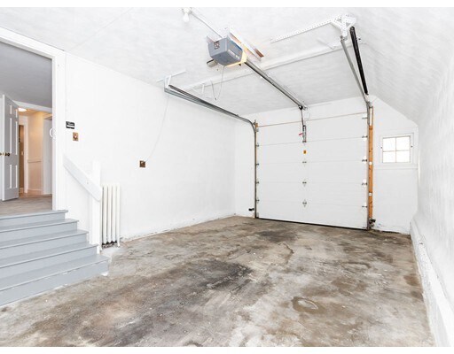 Building Photo - 315 Mill St