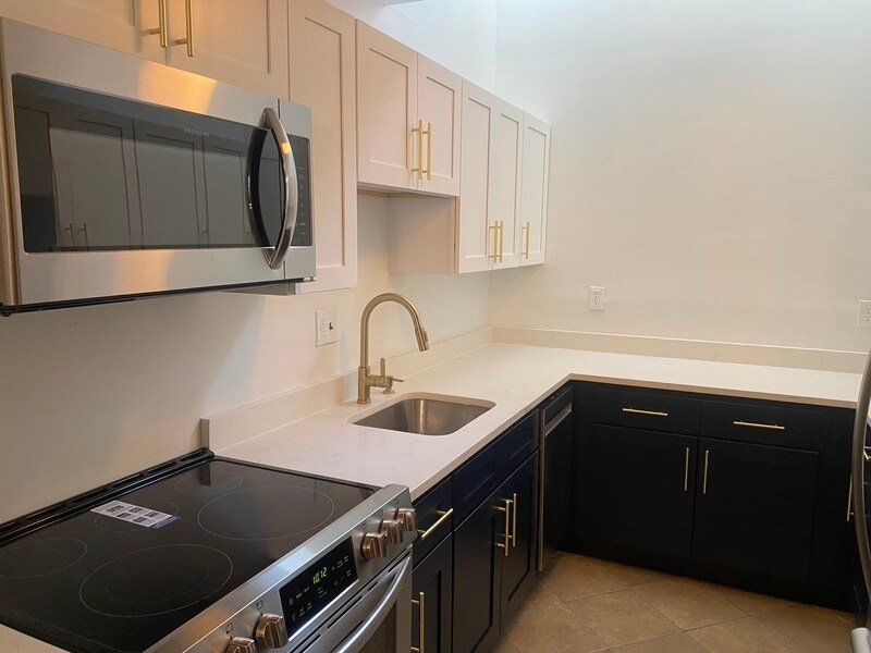 Foto principal - 910 Stubblefield Ln