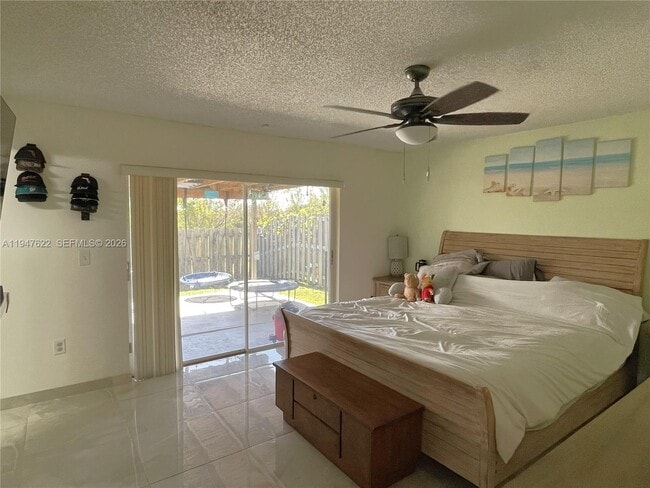 Foto del edificio - 9810 SW 222nd Terrace