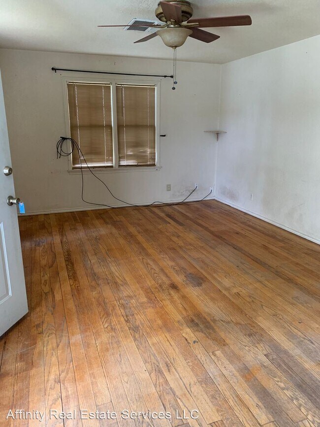 Foto del edificio - 2 br, 1 bath House - 911 N. Mesa St.