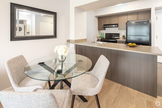 Interior Photo - Motion
