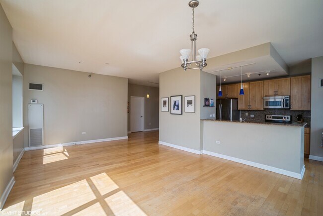 Foto del edificio - 1322 S Prairie Ave