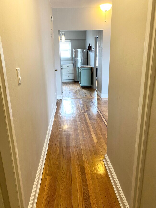 Building Photo - 2545 48th St