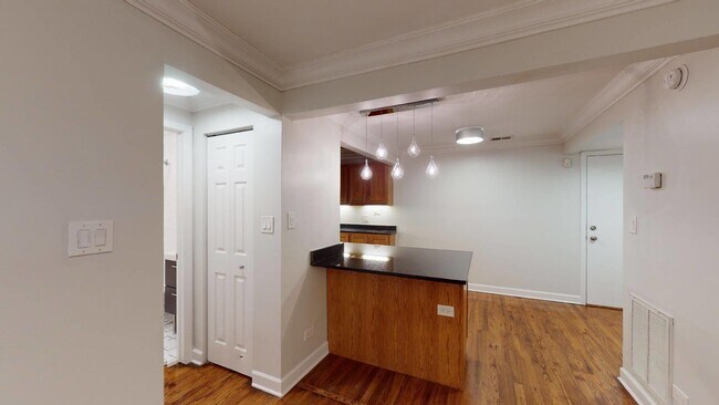 Foto del edificio - 4950 S King Dr