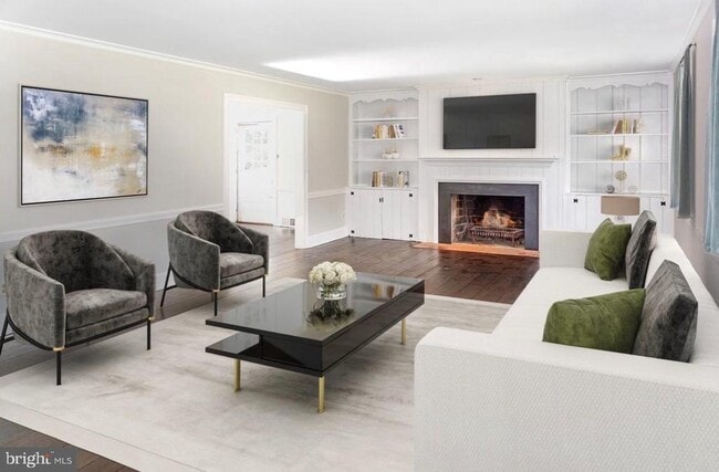 Building Photo - 248 Hilldale Rd