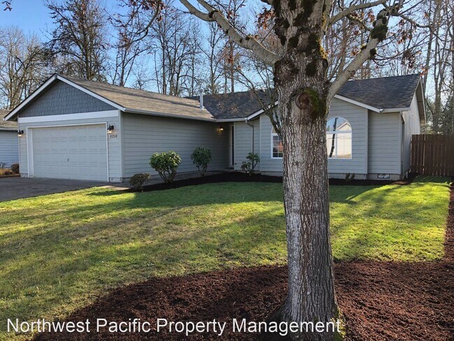 Building Photo - 3 br, 2 bath House - 4250 Terraza Court NE