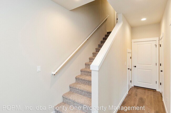 Foto del edificio - 4 br, 2.5 bath House - 12708 SE 172nd Ave.