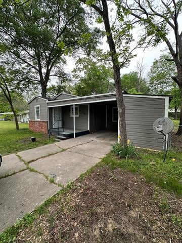 Primary Photo - 106 Circle Dr