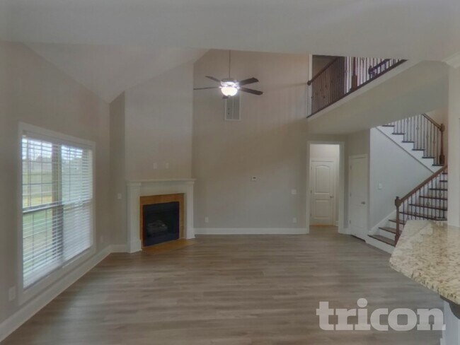 Building Photo - 1502 John Lee Ln