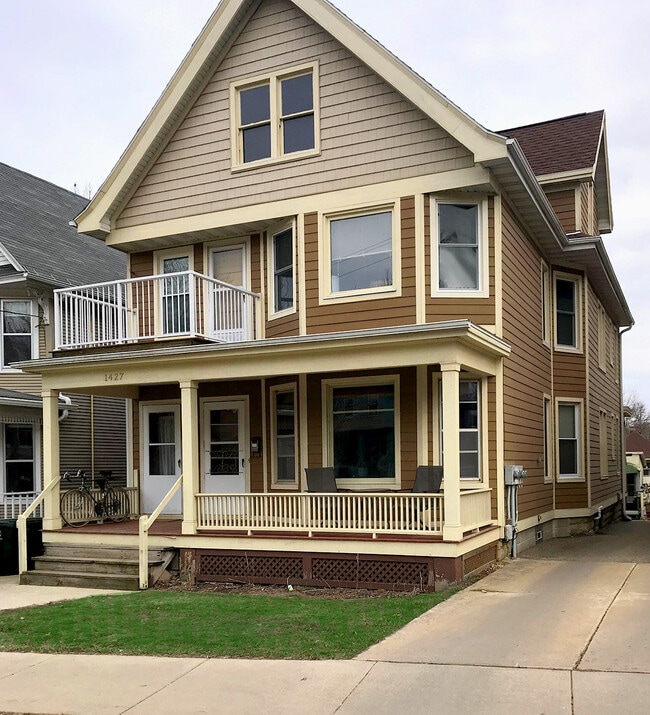 Building Photo - 1427 Williamson St