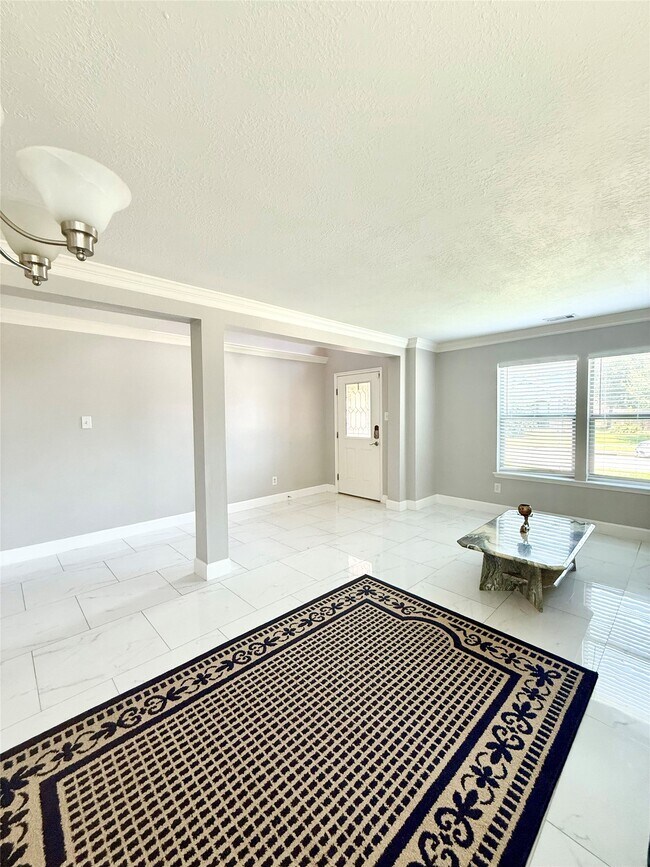 Foto del edificio - 18603 Morgans Forest Ln