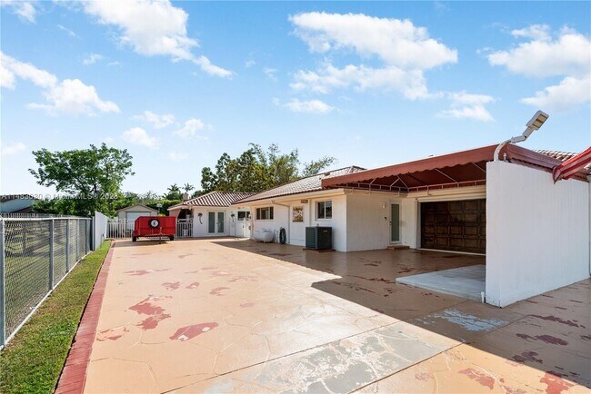 Building Photo - 19320 Sw 292nd St Homestead, FL 33030