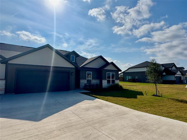 Building Photo - 3842 Clovis St