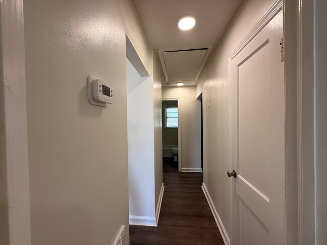 Building Photo - 2900 Lawndale Dr