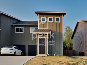 Building Photo - 8003 Marydean Ave