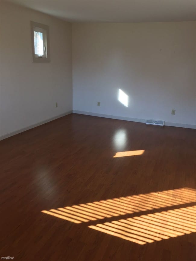 Building Photo - 13962 Ordner Dr