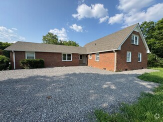 Building Photo - 6879 Lebanon Rd