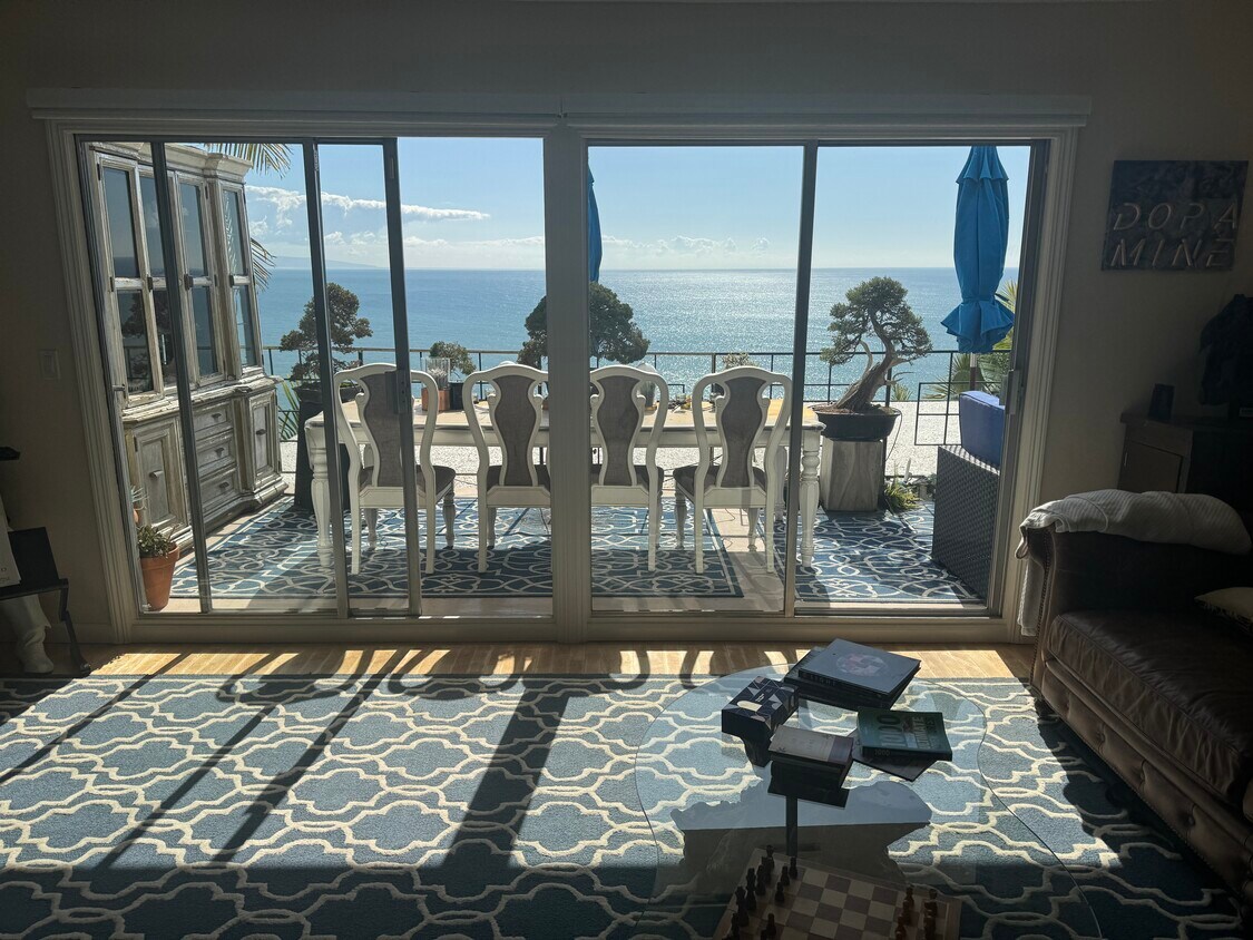 Foto principal - 18139 Coastline Dr