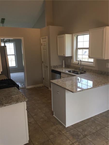 Building Photo - 2575 Hamilton Chase Run