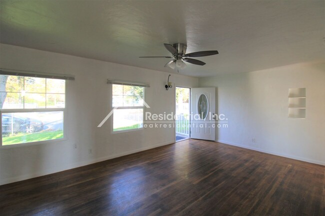 Building Photo - 3 br, 1 bath House - 700 Morey Avenue