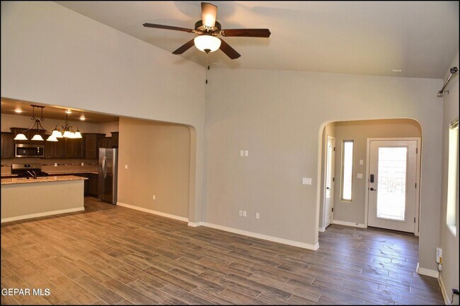 Building Photo - 2120 Thomas Lackland St