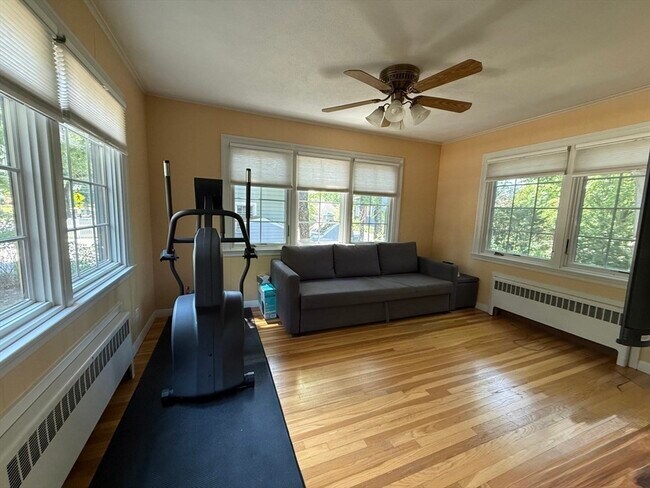 Foto del edificio - 111 Highland Ave