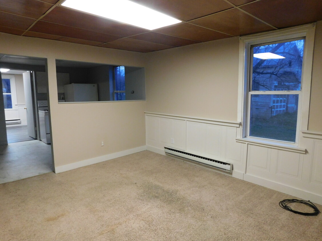 Partial LR facing kitchen - 1759 Indian Hills Rd