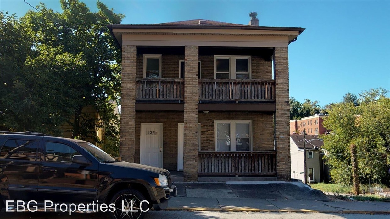 123 St Joseph St, Pittsburgh, PA 15210 Room for Rent in Pittsburgh, PA