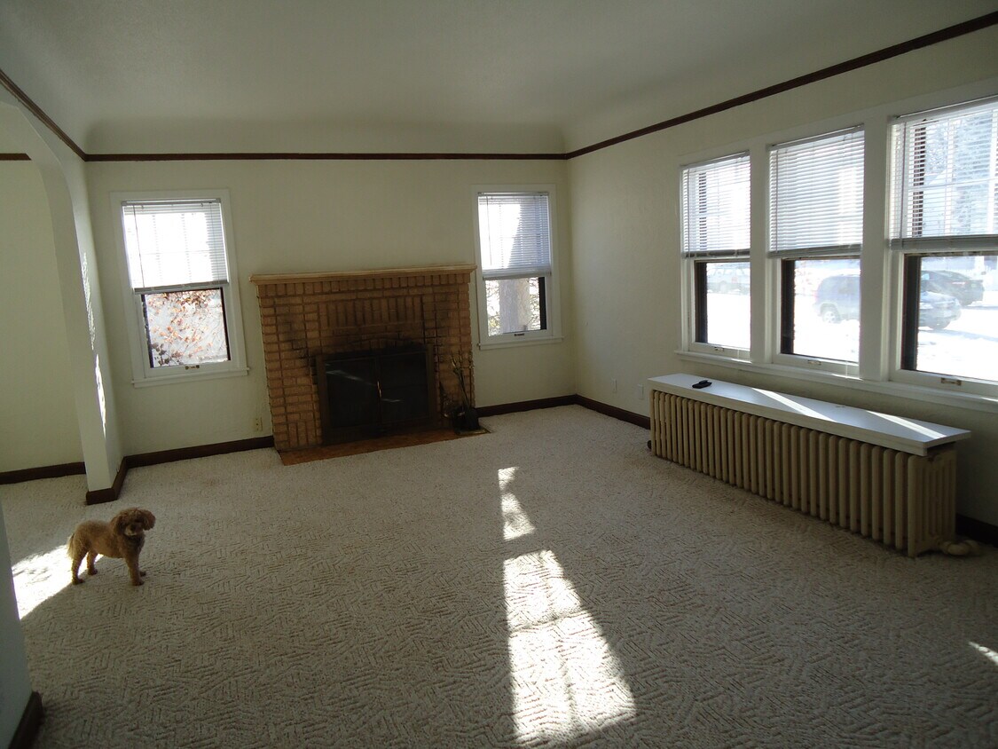 Primary Photo - 4333 Beard Ave S