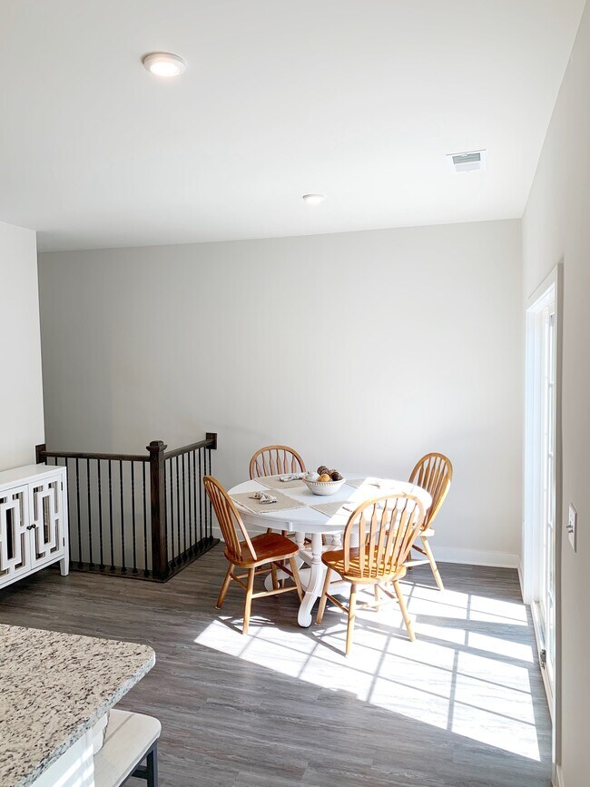 240 Amber Acorn Ave - 4