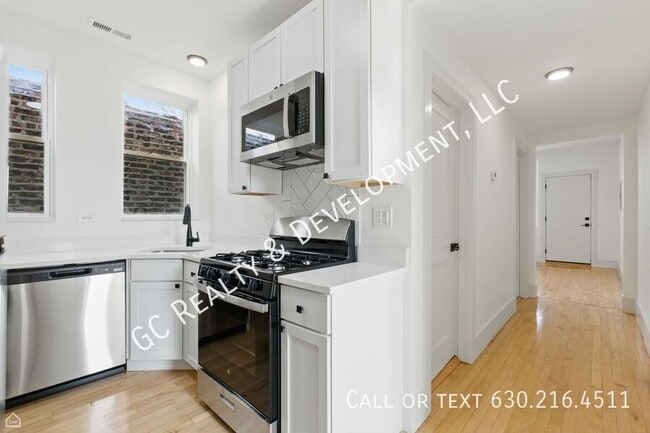 Foto del edificio - 1928 W 21st St