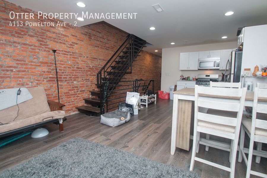 Primary Photo - 3BR/2BA Modern Home near University City P...