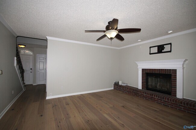 Building Photo - 300 Early Harvest Ct