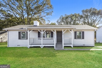 Building Photo - 219 Deerfield Dr