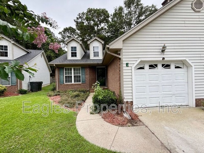 Building Photo - 302 S Harding Dr